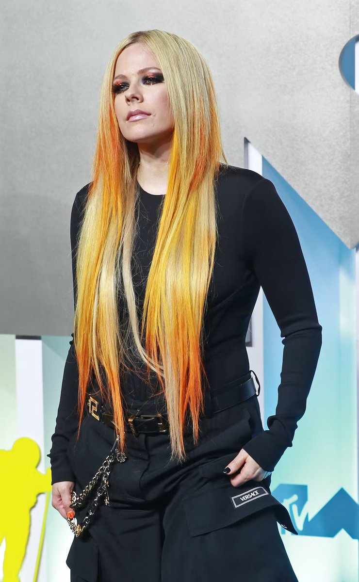 NYLON on Twitter "To promote their collab, “I’m A Mess