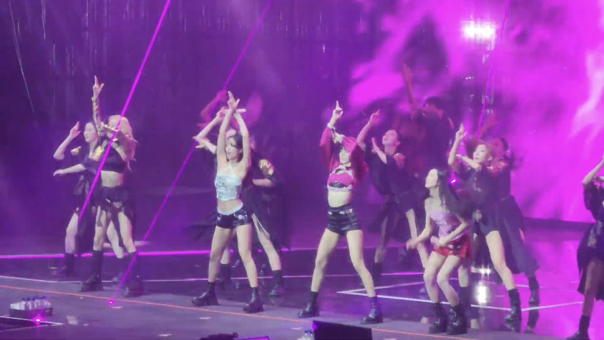 мамы правят синхроном