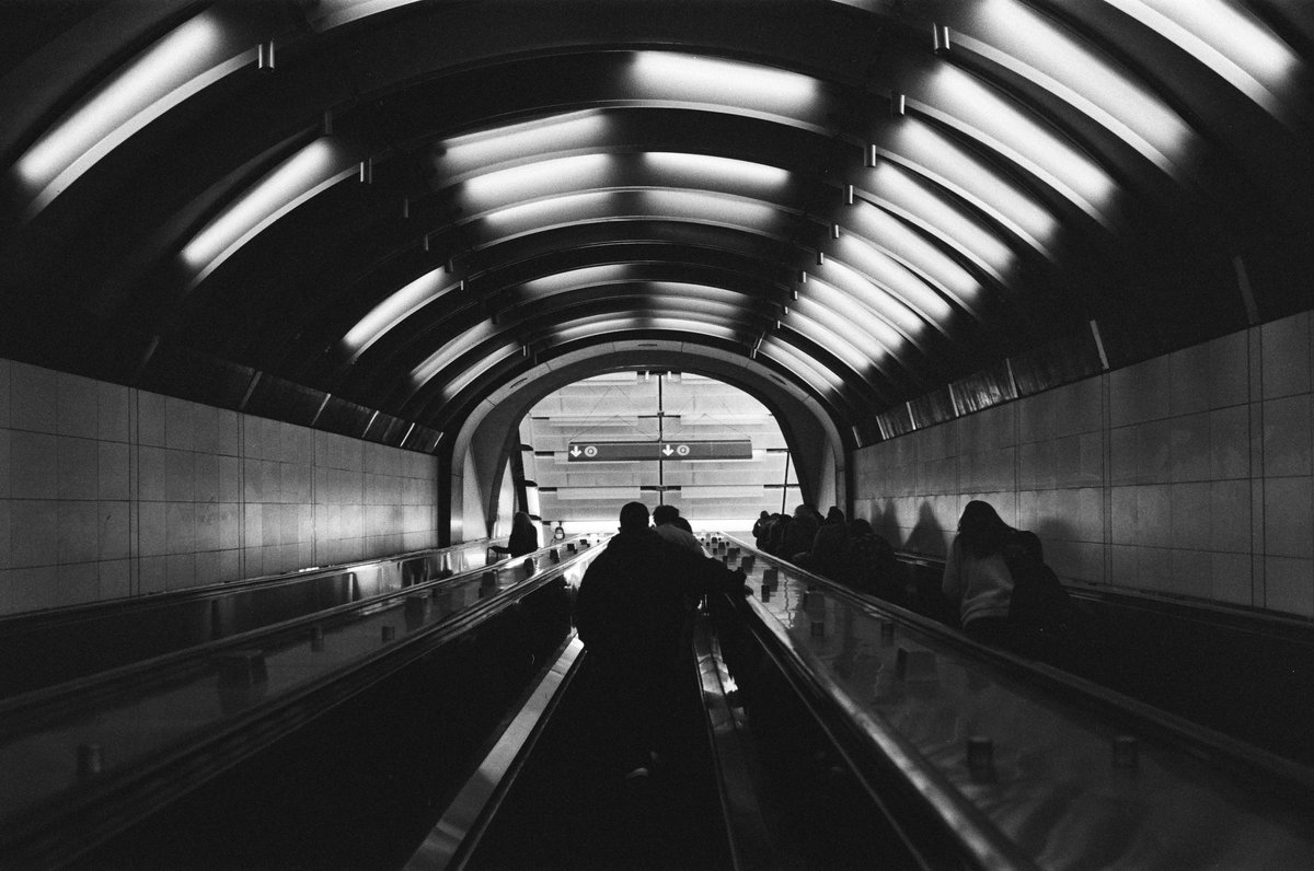 JesseDGraham's tweet photo. hey hello naarm/aus pals - I've been uploading all of my street photography/travel snaps to my webby at https://t.co/CdIAHdH4p2 if you wanna have a peek/see what I've been up to/enjoy some grainy nonsense from another city. ✨ https://t.co/S3sD2a0RWV