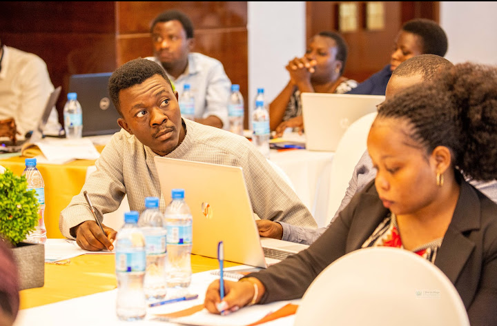 baraka_machumu's tweet photo. Demand youth participation in climate change discussions is agenda of Tanzania Youth #YouthMatter #ClimateJustice #COP27 #cop27egypt #PRECOP27 #CCS6 #OneAfricaOneVoice #ClimateTalk #ClimateGenge
@PACJA1 @TreeplanterforU @mithika_mwenda https://t.co/aBq8A20WeX