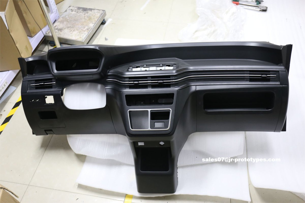 KeninaTao's tweet photo. Reaction Injection Molding for Auto Parts
#Injectionmold #autoparts #rapidprototype #prototypes #smallbatch #bigpart #manufacturing https://t.co/JZcjZYSnmr