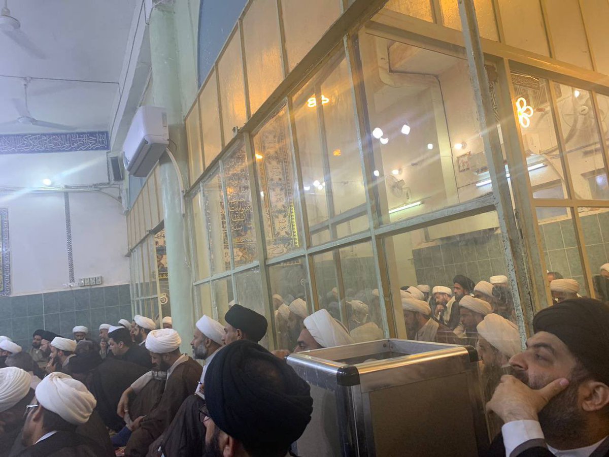 almoneerorg's tweet image. شرع سماحة السيد منير الخباز القطيفي في درس البحث الخارج في النجف الأشرف اليوم الأربعاء ٢٩ ربيع الأول ١٤٤٤هـ.

📖 بحث الفقه: كتاب الصلاة فروع العلم الإجمالي
🕥 الوقت: ٩:١٥ صباحًا

📖 بحث الأصول: تعارض الأدلة
🕥 الوقت: ١٠:٠٠ صباحًا

🕌 المكان: مسجد الرسول ص (شارع الرسول)