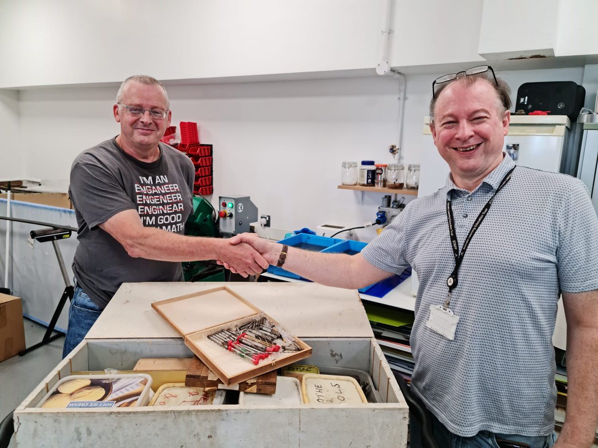 DrLofty's tweet photo. I'm humbled by Engineer John's donation to @utcreading of his father's machine tool bits. An Aladdin's Cave of Imperial-sized bits &amp; tools. Great for our EAL &amp; BTEC engineers as show-&amp;-tells &amp; to help compare the Metric &amp; Imperial systems #engineering #utcs #utcolleges #BTEC https://t.co/tN4HbhFscO