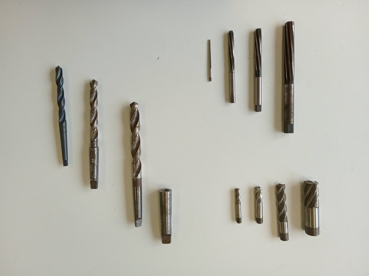 DrLofty's tweet photo. I'm humbled by Engineer John's donation to @utcreading of his father's machine tool bits. An Aladdin's Cave of Imperial-sized bits &amp; tools. Great for our EAL &amp; BTEC engineers as show-&amp;-tells &amp; to help compare the Metric &amp; Imperial systems #engineering #utcs #utcolleges #BTEC https://t.co/tN4HbhFscO