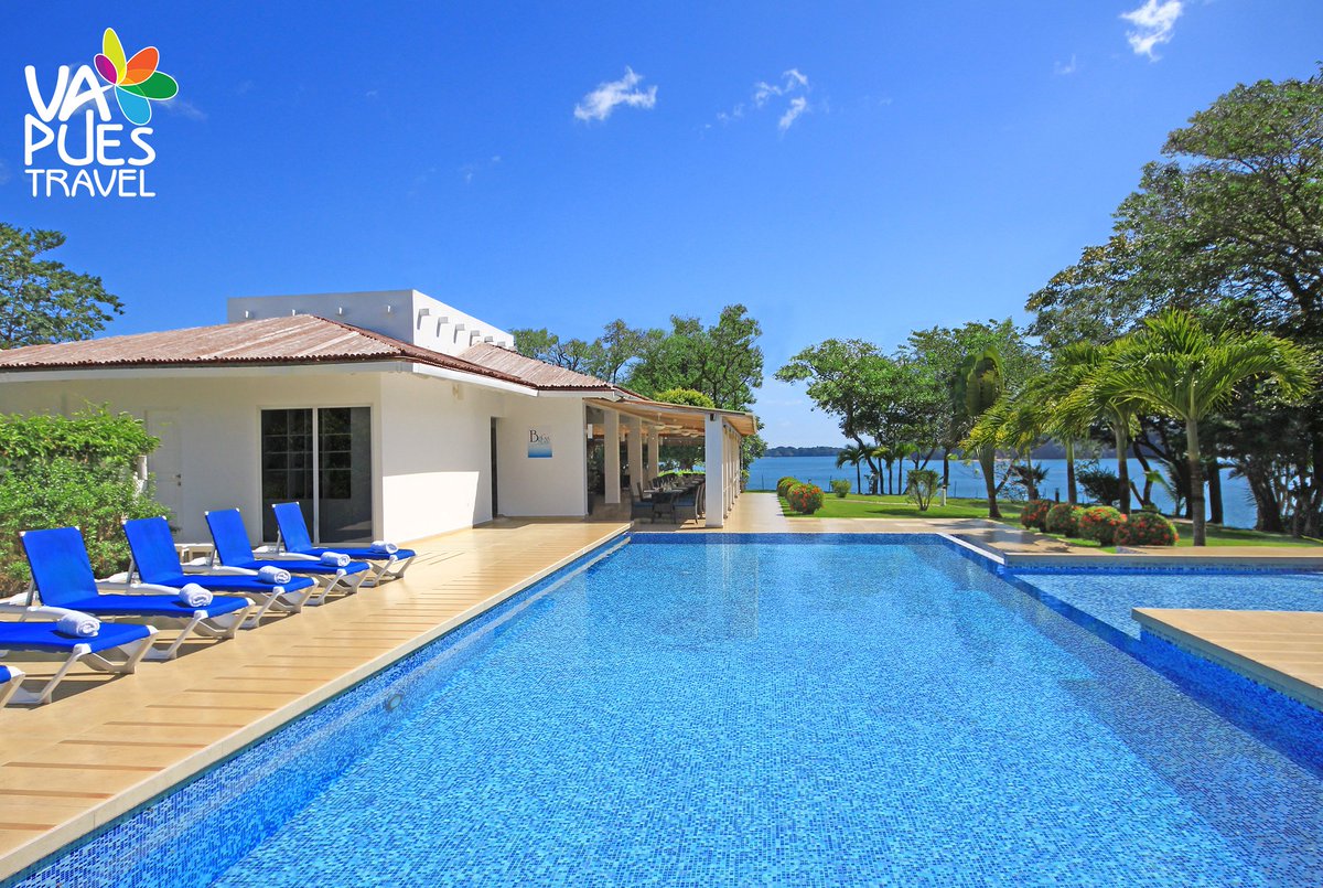 VapuesTravel's tweet photo. This #boutique hotel is located in the fishing village of #BocaChica, looking out over the estuary to the #PacificOcean. With as well as a range of activities to explore the region, locally known as the gateway to the Gulf of Chiriqui Marine National Park.
#ExplorePanama https://t.co/cn2jUG4yJd