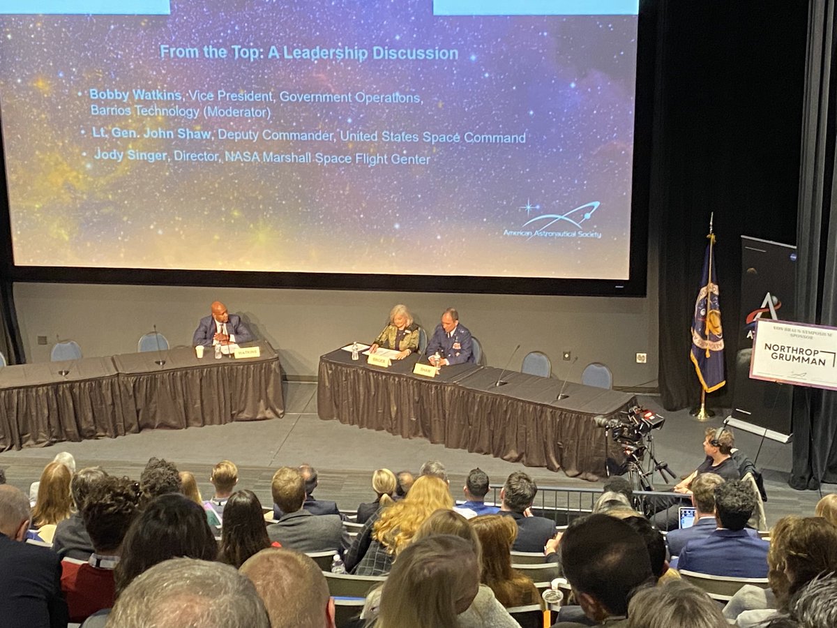 marsjoe's tweet photo. @astrosociety #vonbraun2022 kicking off with Jody Singer and Lt. Gen. John Shaw. https://t.co/fZcfH8SYVD