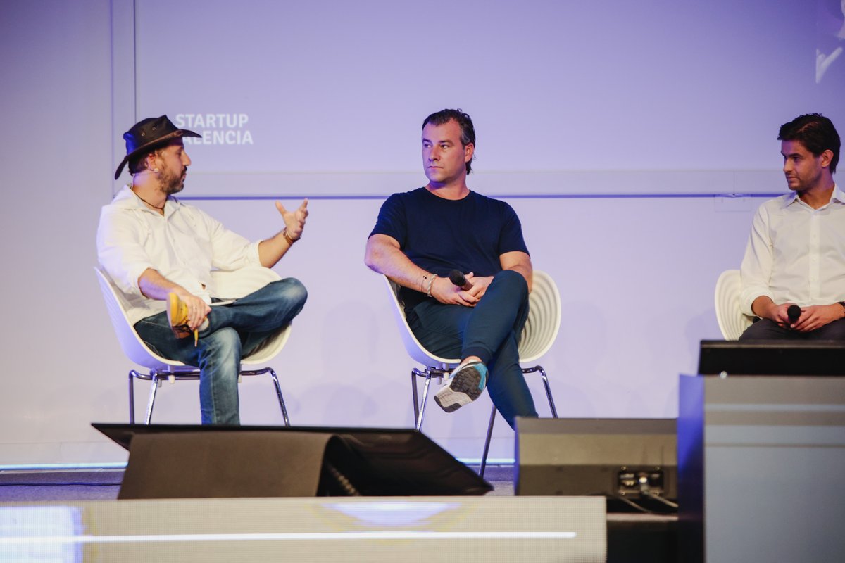 Inspiring a sustainable future at #VDS2022 ✨

Meet the speakers participating 👀 Marina G. Aedo, Sustainability Manager at <a href="/Iberia/">Iberia</a>, Jan Jaap Verhoeve, CCO at <a href="/PlanAearth/">Plan A</a>, and <a href="/noordende/">Ton van 't Noordende</a>, Investor in Residence at <a href="/QuantumDeltaNL/">Quantum Delta NL</a> and @TechleapNL

Moderated by <a href="/abarrera/">Alex Barrera</a> 👤