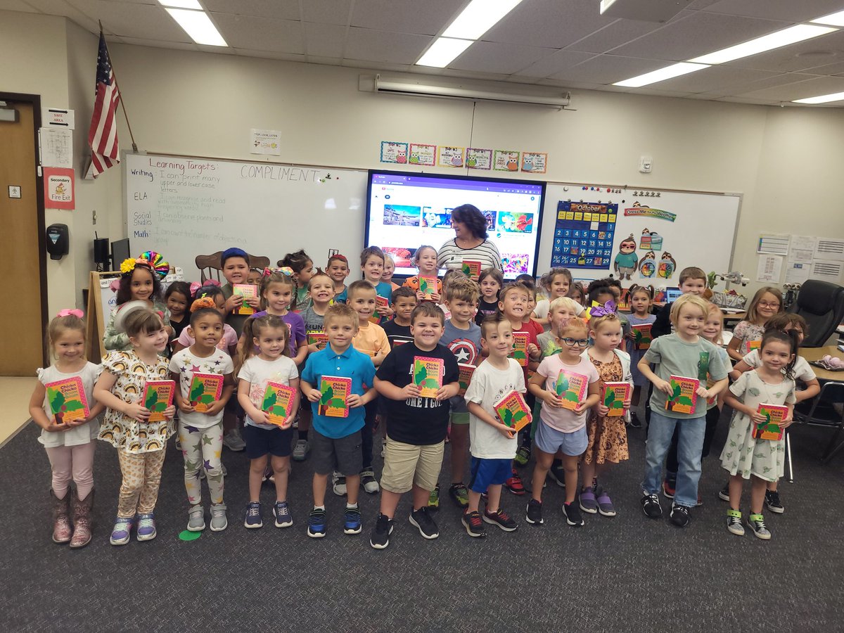 kjoy1542's tweet photo. First Readers.  "Chicka Chicka Boom Boom"  #celebratelps. @CitrusSchools https://t.co/mRSmIuN77J