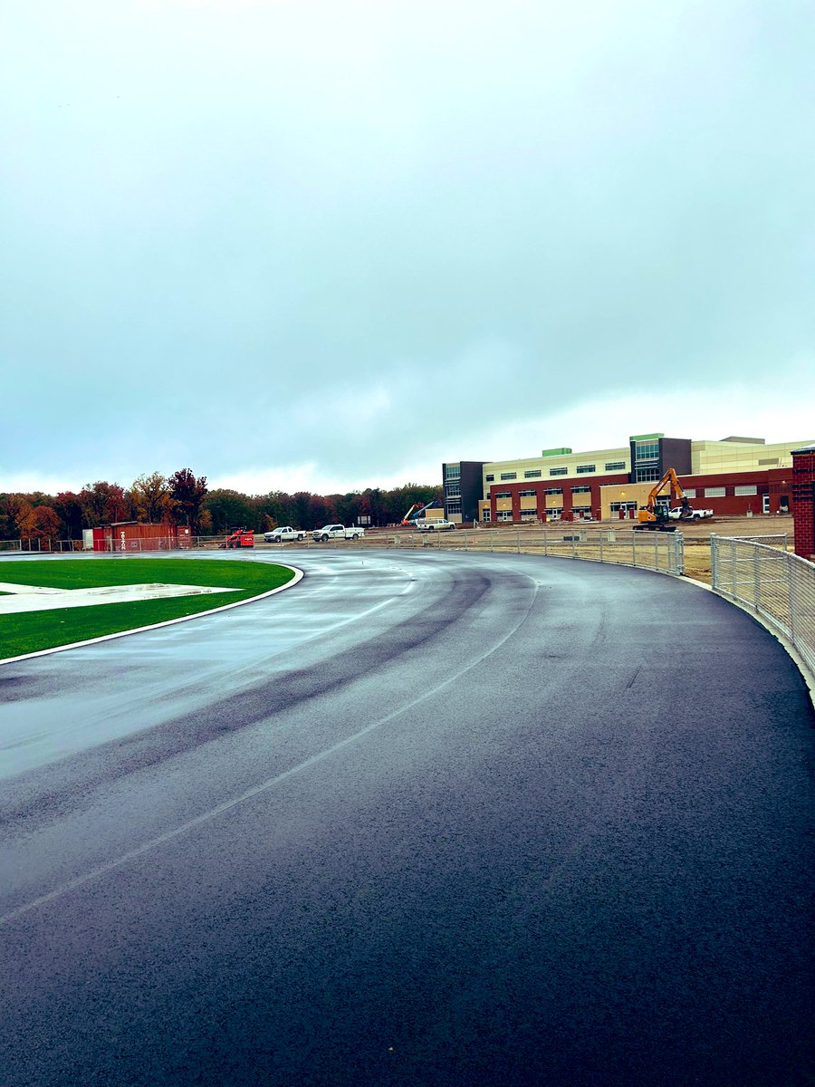 PrincipalWaz's tweet photo. Our track is in and the bleachers are looking great💙💚 https://t.co/Cb7JzASlbf
