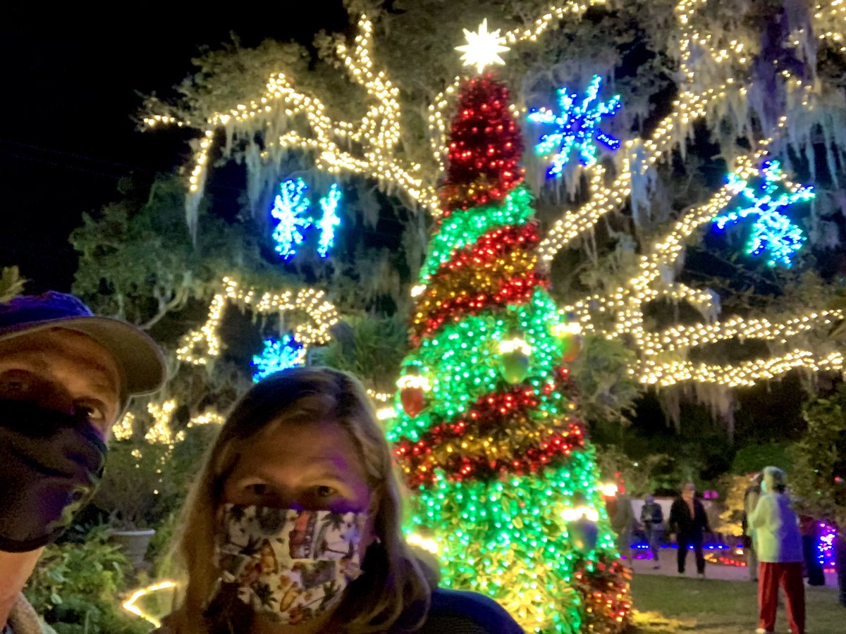 eatlivestay's tweet photo. @FitLifeTravel @LindaPeters64 @LiveaMemory @fionamusiclakes @gfreetraveler @Giselleinmotion @obligatraveler @CourseCharted @LisaRivera2207 @StuckeyStop @RoarLoudTravel @suziday123 @SteveKubota @lizzie_hubbard2 @MamaO_GO @VanDusenGdn @Montreal @LoriMoreno @GoodLifeWithIQ @perthtravelers @FoodTravelist @FansFair @VParadisoBCA @jenny_travels @SashaEats @chernorris @TravelBugsWorld @DivaVinophile @beckyexploring @travelingmkter Thanks @FitLifeTravel The festive lights photo is from the Festival of Lights at @SelbyGardens in Florida 💖 The festive atmosphere there during Christmas is amazing ✨
#top4festivals https://t.co/26ifMlzuNc