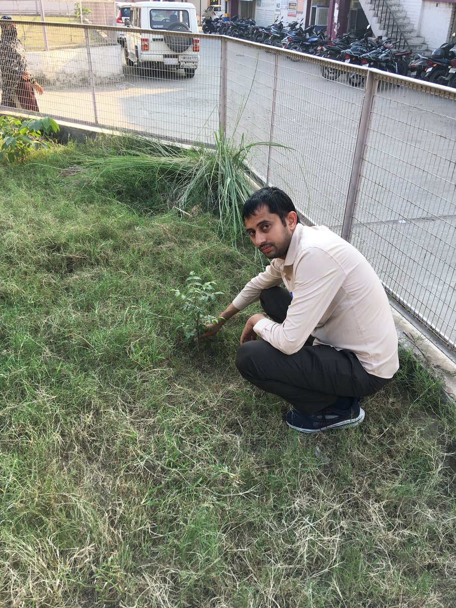vrikshprahari's tweet photo. Team #VrikshPrahari spending time with plants in #PolicePark adopted by the team for beautification. 

The plants had been planted by team #VrikshPrahari . 
#AdoptTrees
#GiftTrees
#SeriesOfTrees https://t.co/j9qG62KepI