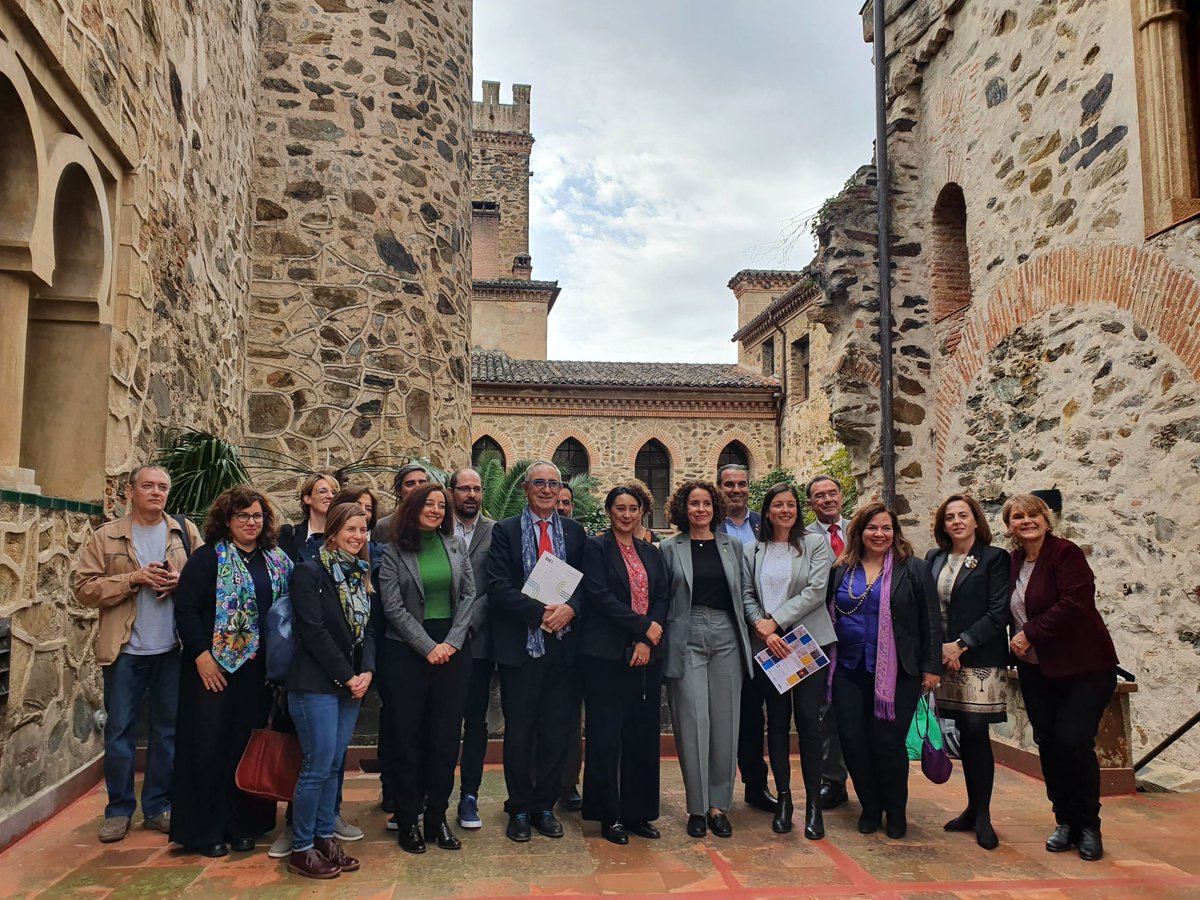 Comienza la II Reunión de Trabajo Interinstitucional dentro de las jornadas de Cooperación Cultural Euro-Iberoamericana. Sostenibilidad, cohesión e inclusión social en los territorios a través de rutas e itinerarios culturales. #Guadalupe, 28/10/2022 @AECID_es @culturagob