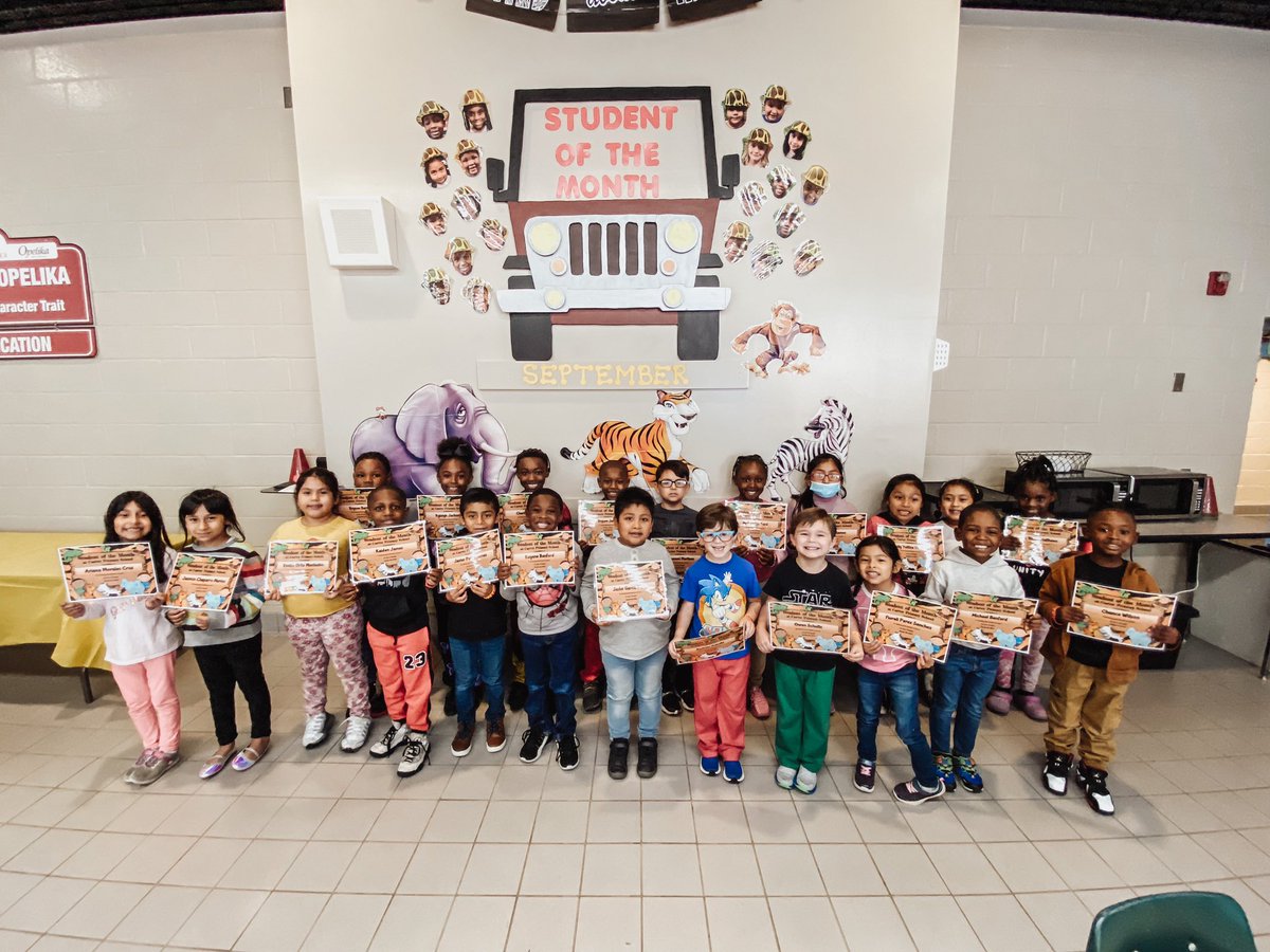 CarverPrimary's tweet photo. Carver celebrates September Students of the Month-
Congrats on a job well done! https://t.co/b28UVBGKvF