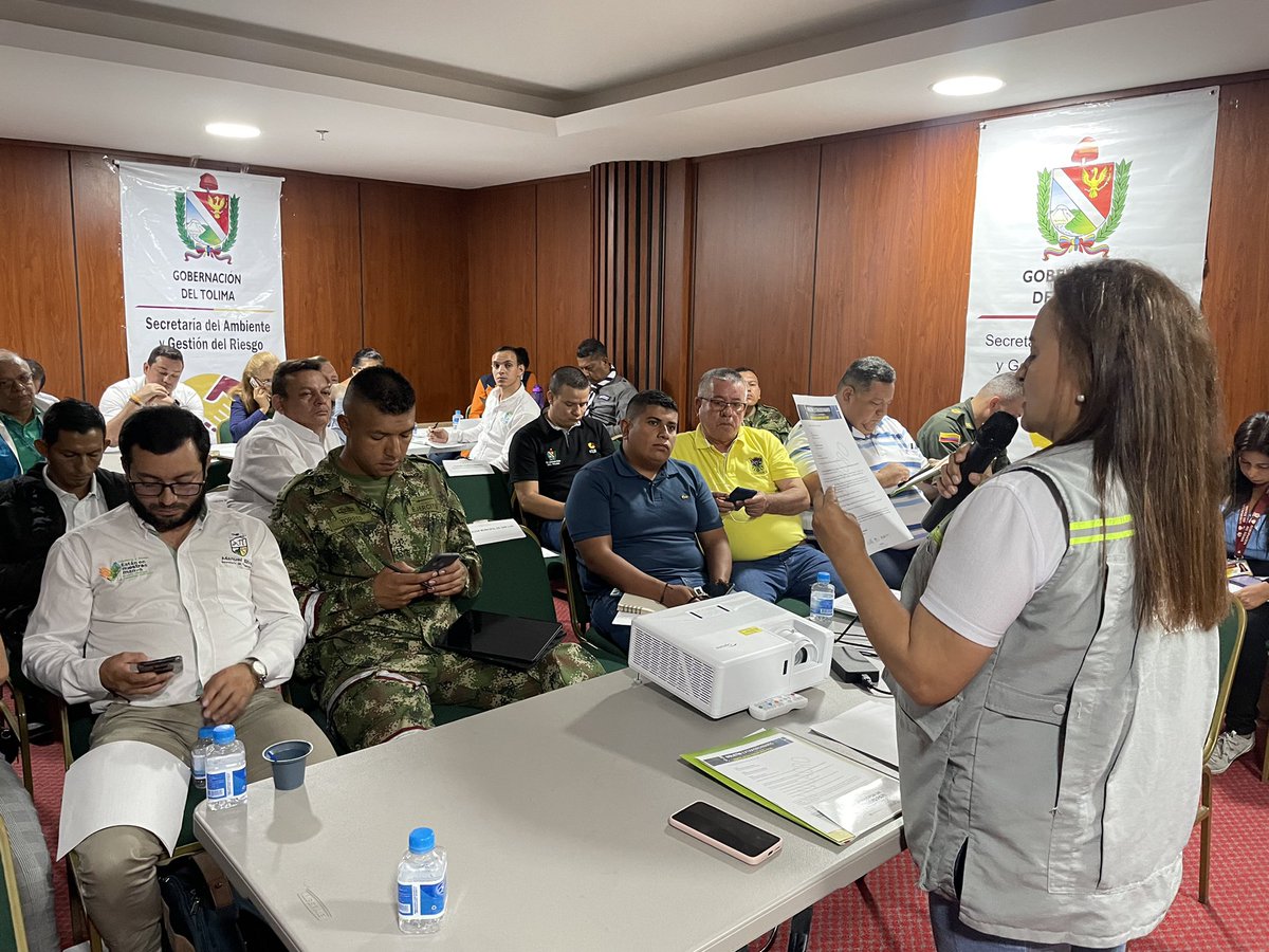 Con entidades nacionales, organismos de socorro y alcaldías de diferentes municipios, hoy estamos en Simulación Departamental. 

#ElTolimaNosUne #LaPrevenciónNosUne

<a href="/UNGRD/">UNGRD🇨🇴</a> <a href="/sgcol/">Servicio Geológico Colombiano</a>