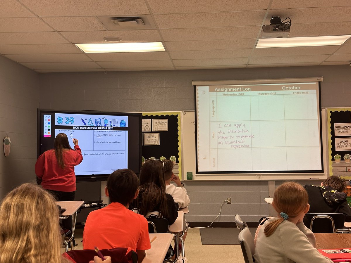 Mrs. Ali Smith providing immediate feedback utilizing interactive instructional technology! <a href="/WilliamJamesMS/">WilliamJamesMS</a> <a href="/DCS_TN/">Dickson Co Schools</a>