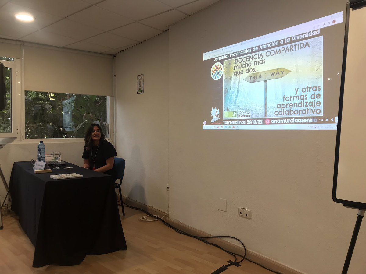 cepmalaga's tweet photo. Sesiones de tarde en #JADIM Ana Murcia Asensio nos habla de docencia compartida y Esperanza Samaniego con dinámicas para los programas de refuerzo @cepronda @ManoliFM
@Mjbueno14 @cepantequera @cepmarbella @cepaxarquia @educacionenmlg @antsegura #inclusion #equidad https://t.co/elQDsPrEiX