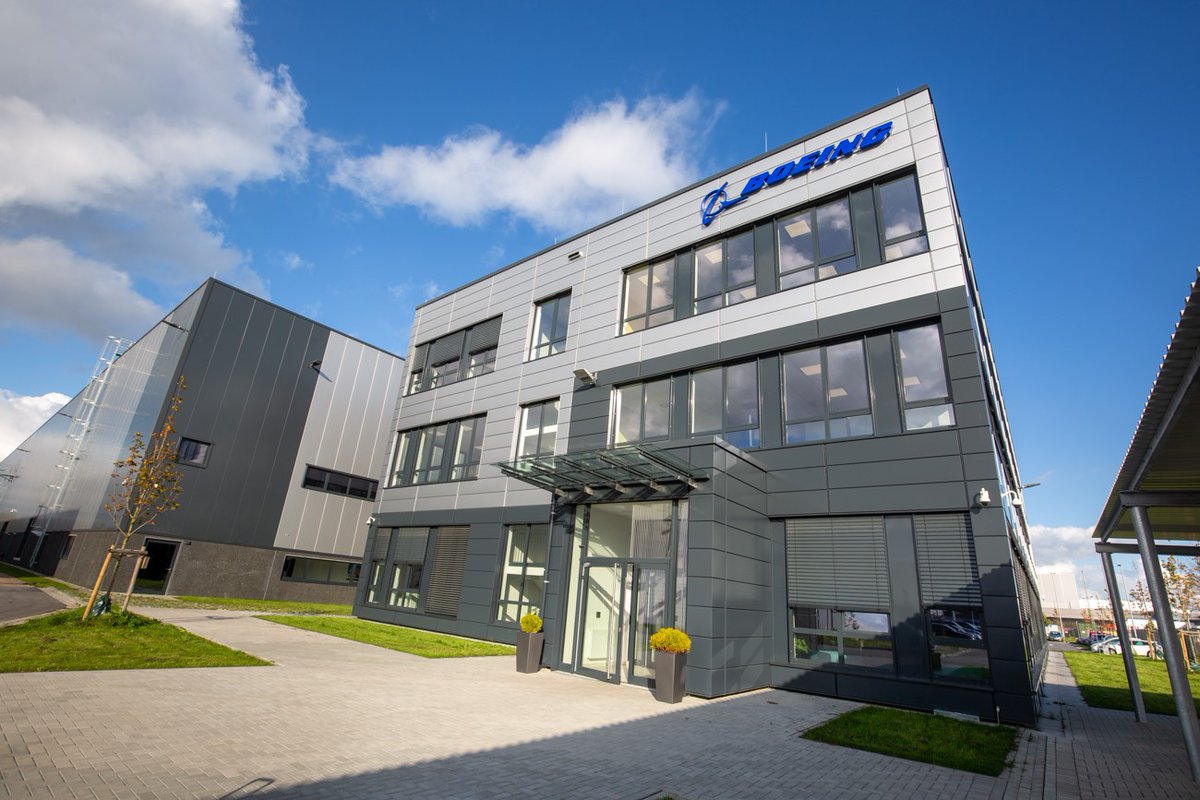 The doors to our state-of-the-art distribution center in Germany are now open! 🎉🎉🎉 Based in Hensteadt-Ulzburg, this new facility will expand our capacity to meet the growing demand for specialized materials and chemicals across Europe. MORE: bit.ly/3SEbZl2