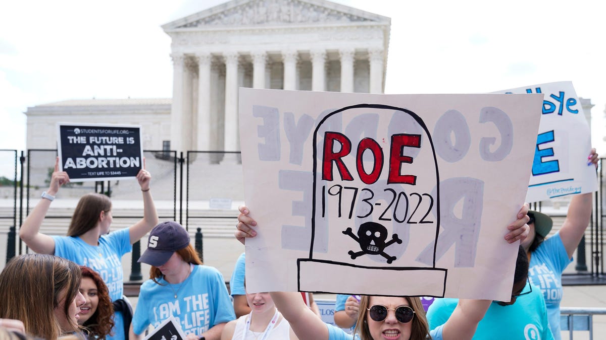 Gizmodo tweet picture