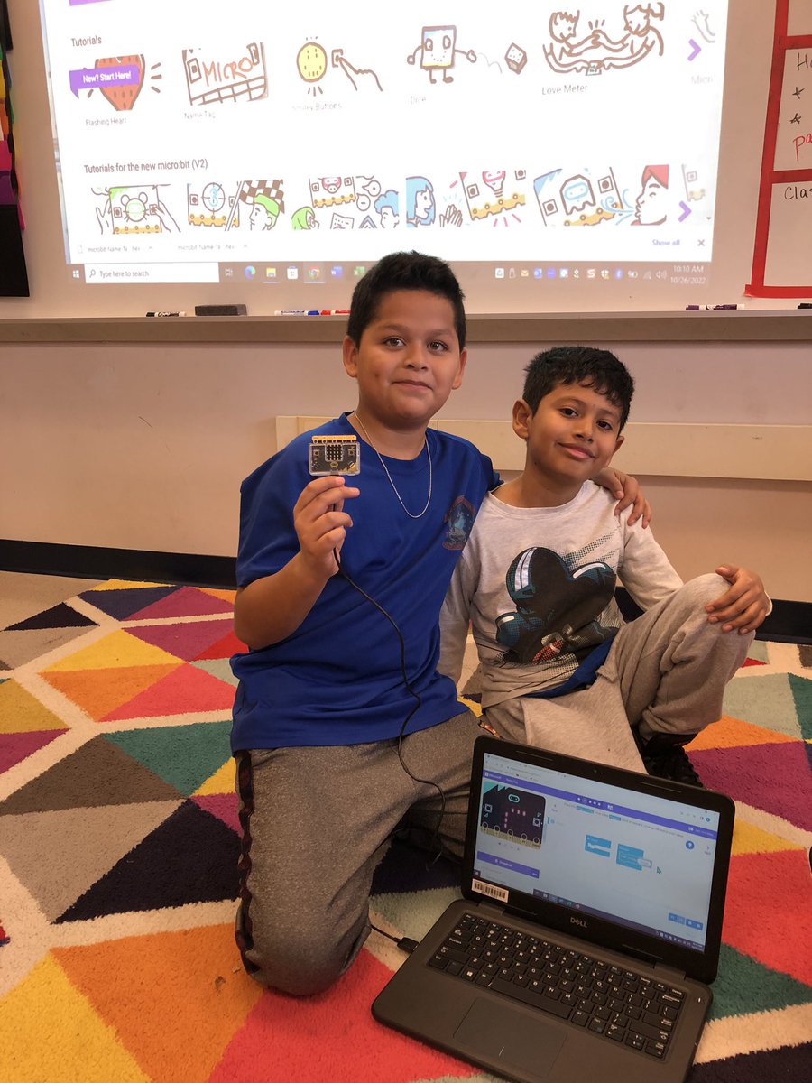 We coded our microbits to habla español #FHhighlights