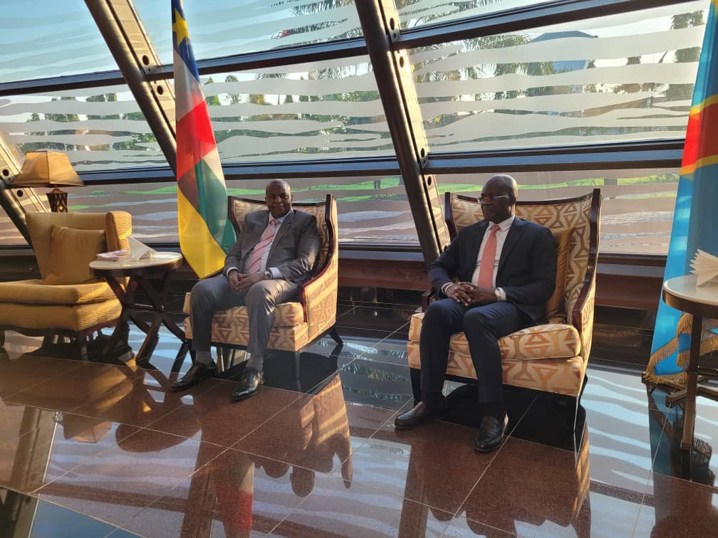 Ministère du Commerce Extérieur tweet media