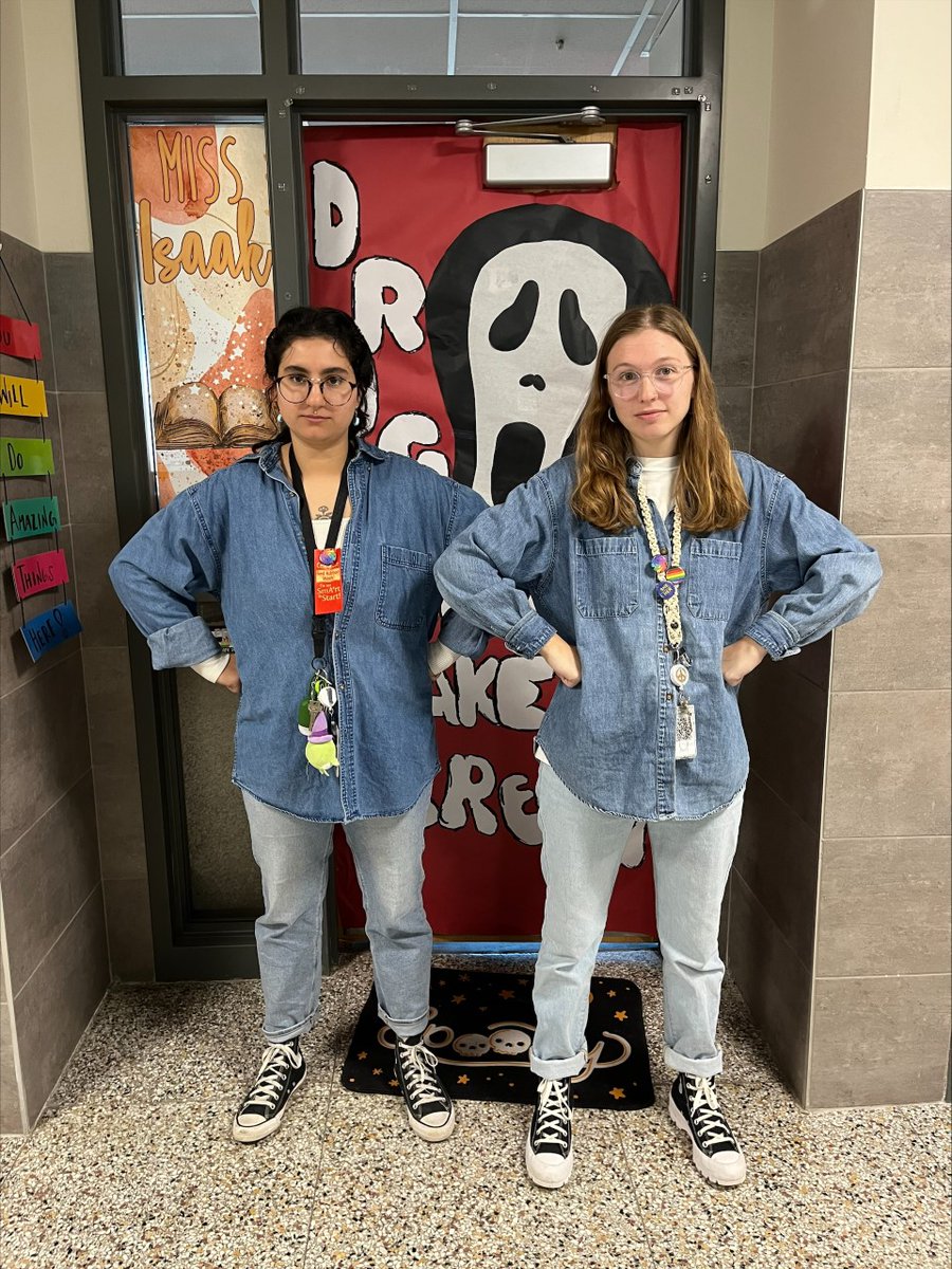 Red Ribbon Spirit Week is in full effect here at Beveridge!
#twinning