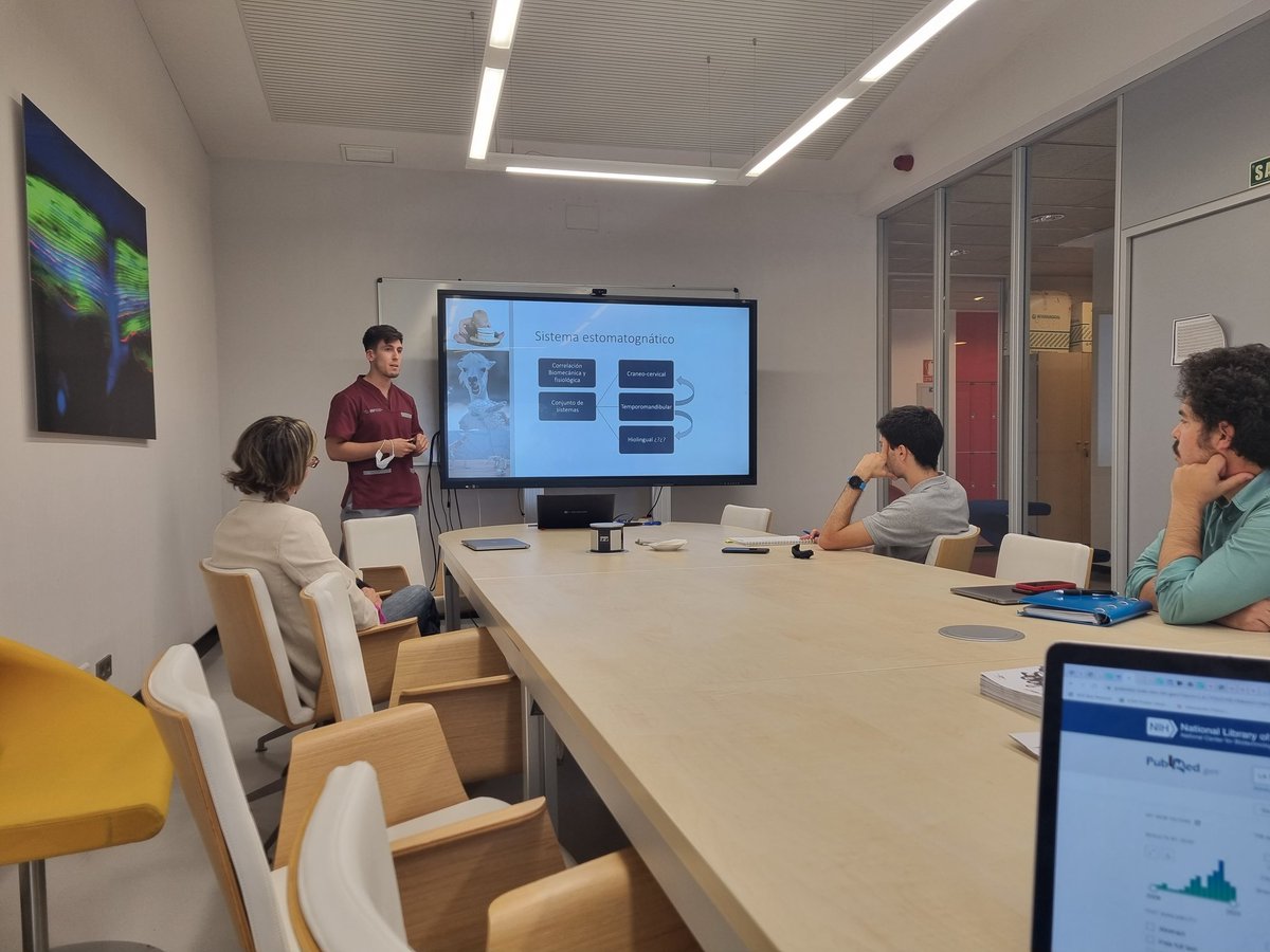 Estamos con la tercera sesión de presentación de los avances en las tesis doctorales. Actividad que organiza el <a href="/INCIMOV/">Investigación Ciencias de la Salud</a> en <a href="/LaSalleSaludUAM/">La Salle Facultad Salud</a> <a href="/LaSalleSaludUAM/">La Salle Facultad Salud</a>