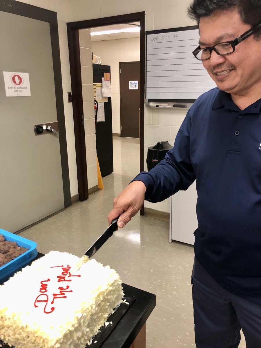 Congratulations to BCSS Lead Hand Dan Ramo in your retirement. We will miss you Dan the Man! ⁦@principalbcss⁩ ⁦⁦<a href="/PeelSchools/">Peel District School Board</a>⁩ ⁦<a href="/mslindsay_kerr/">lindsay kerr (she/her)</a>⁩