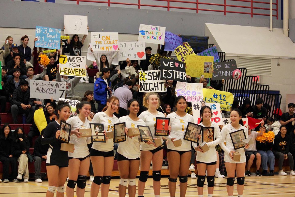 RebelsAthletics's tweet photo. Senior Girls #Volleyball Senior Night ❤️
Tremendous evening of Volleyball as friends & families came out to celebrate the last home game for our Seniors!
Program pride was on full display 👏👏
#Andiamo
#ForzaRebels
#VamosRebels
#GoRebels 🖤💛🏐 https://t.co/UmDgqhLITC