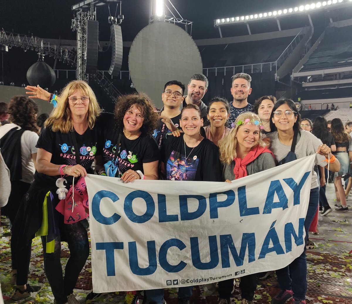 Soñado !! Los amo <a href="/ColdplayTucuman/">Coldplay Tucuman 🇦🇷 ♡ ∞ ○🌈</a>  @planetacoldplay  <a href="/ColdplayMesseng/">🌕 Coldplay Messenger 🌕</a>
