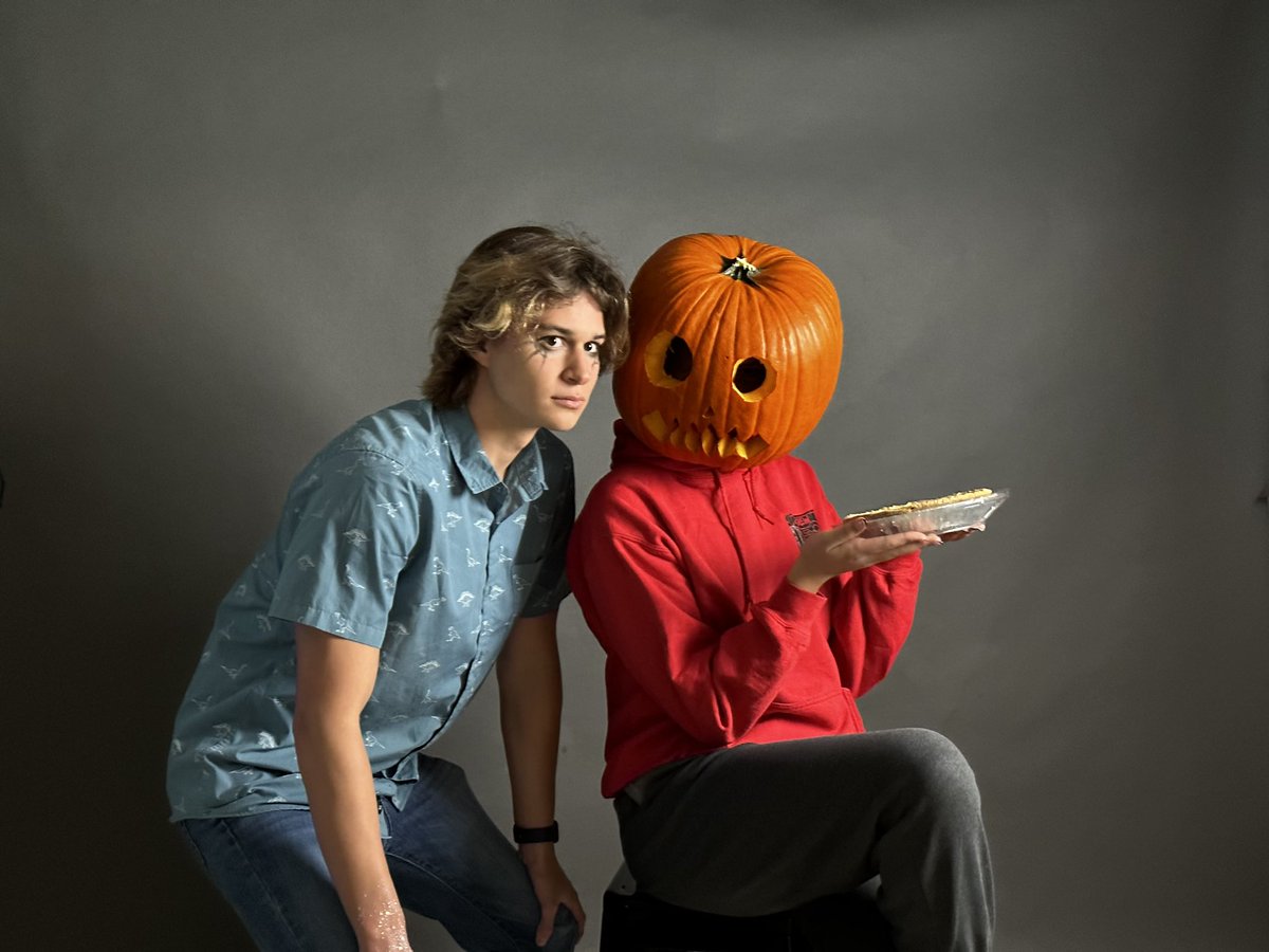 Tina Roberts tweet media