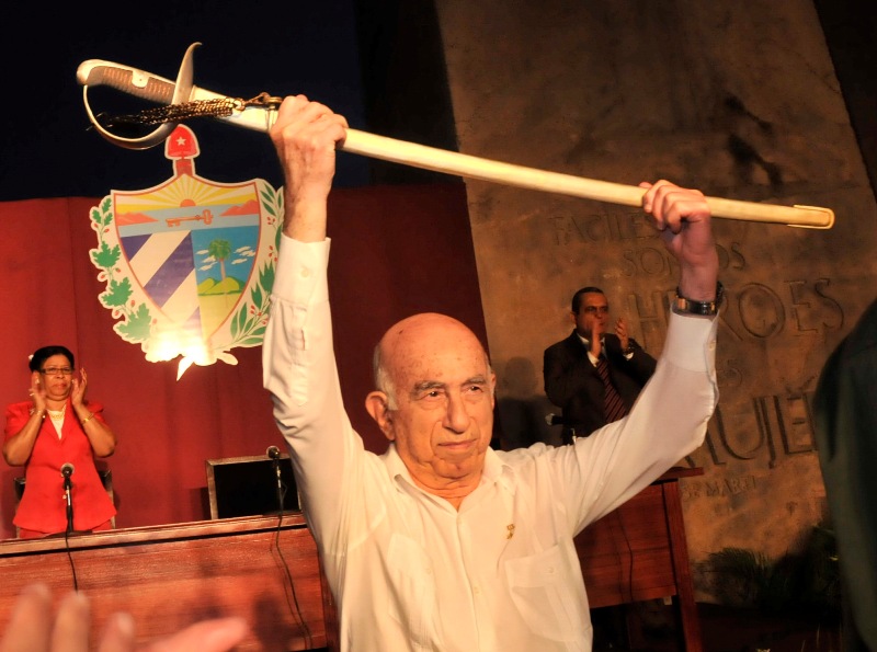 mosqueda2030's tweet photo. Hoy está cumpliendo 92 años el Comandante del Ejército Rebelde José Ramón Machado Ventura, integrante del II Frente Oriental Frank País, Diputado por #Guantánamo, muy vinculado siempre a esta tierra de revolucionarios. Desde el #PoderPopularGuantanamo muchas felicidades. https://t.co/AtDXkp1wyI