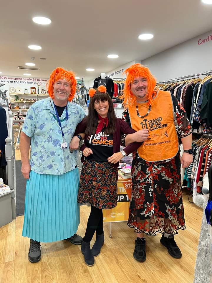 Michelle_CRUK's tweet photo. The @CRUKShops teams have been doing some absolutely fantastic fundraising for @SU2CUK over the last few weeks. Thanks to all the shop staff and volunteers for their dedication to our mission – you are a force to be reckoned with! https://t.co/vsmNwIniDn