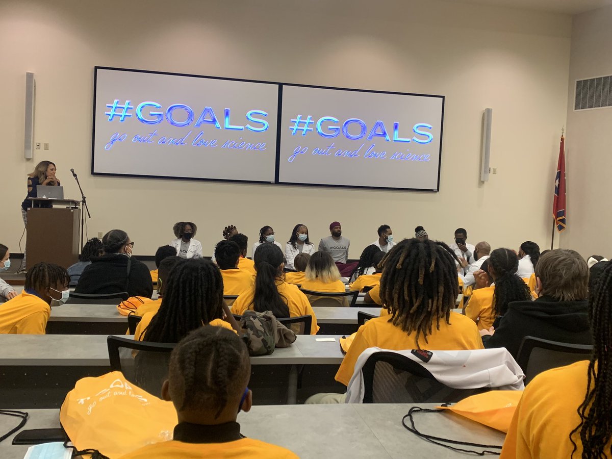 Scholars in a Q and A Session with 2nd and 3rd year Dental and Medical Students at Meharry!