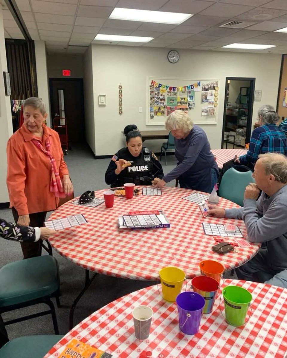 peekskillpolice's tweet photo. A few great photos of the PPD Community Policing Unit and the seniors PO-KE-NO club at our first PO-KE-NO with the Police event. Everyone had a such a great time playing PO-KE-NO, having a pizza luncheon and joking &amp; laughing together.😁

#CommunityPolicing 
#peekskillpolice https://t.co/sVkeD0uUpG