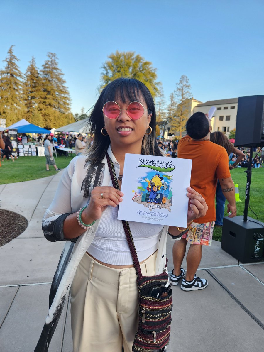 ZEPS's tweet photo. #FAHMFEST in #Stockton was incredible! @littlemanila 2️⃣0️⃣9️⃣ #RHYMOSAURS @rubyibarra and her live band tore it down. 🦖🎤🎼 https://t.co/EBjxn8vqKb