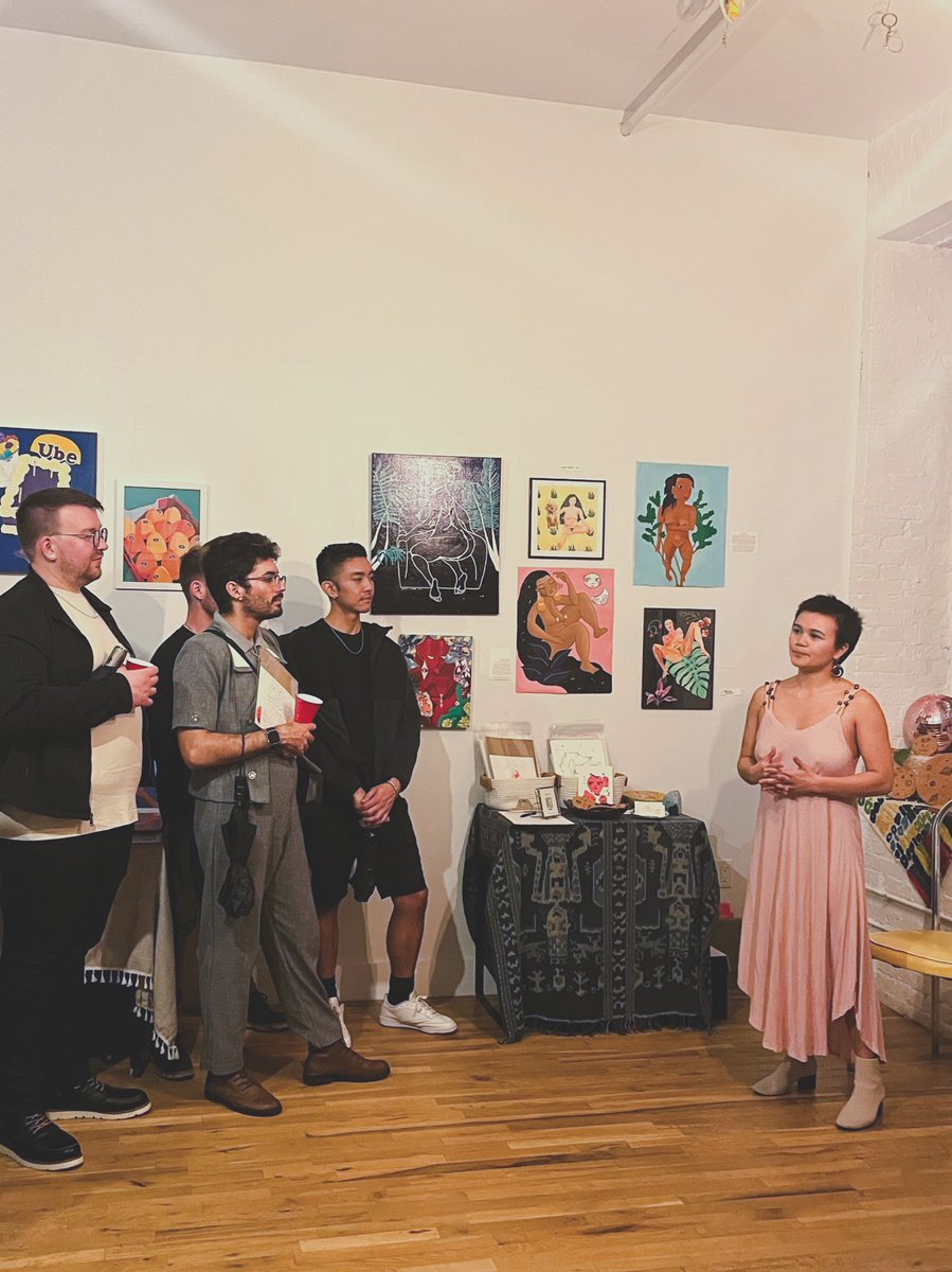 dremiralles's tweet photo. The high from this pinay focused art show could take me to the moon! Scenes from our Pinay Art show in Brooklyn 🇵🇭 first of many shows i had the pleasure of co curating and organizing! U can find the other artists on my IG 🙌🏾
#filipino #filipinoart #pinayartist #pinay #visualart https://t.co/BNqtqihlYE