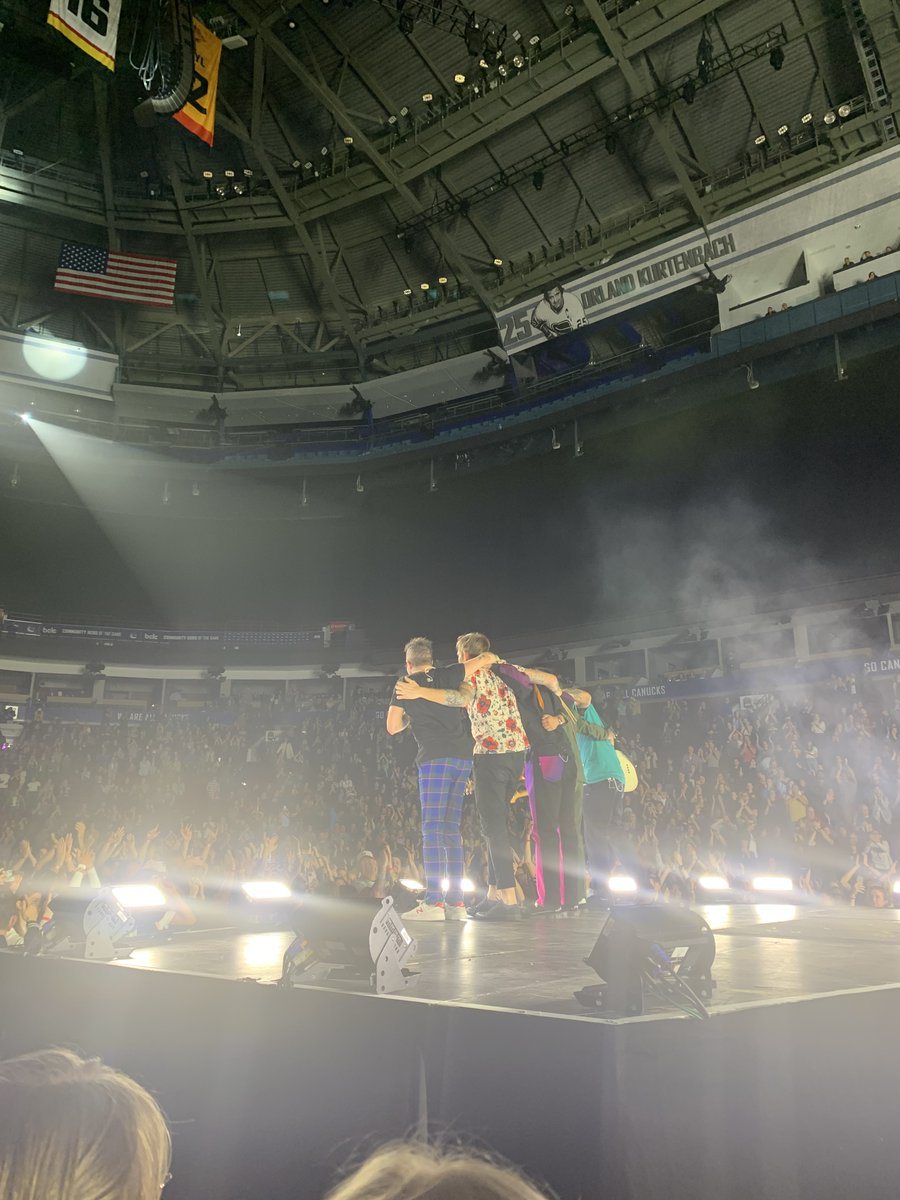 liisaward's tweet photo. 13th? 14th? 50th show I've attended? I can't keep track. Either way, this one was in another province and can confirm, still as amazing as always. We love ya. @arkellsmusic @Max_Kerman https://t.co/tMOU7SEU4N