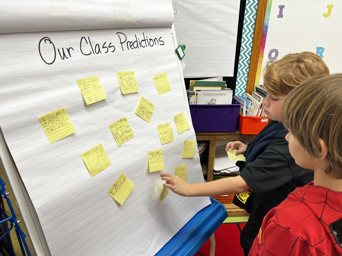 _MrsDLuciano's tweet photo. Learning different ways to stop and jot! One way to make a great jot is, at the end of a chapter, make a prediction of what you think will happen next! #heathcotepride https://t.co/5Lt36ID5K0