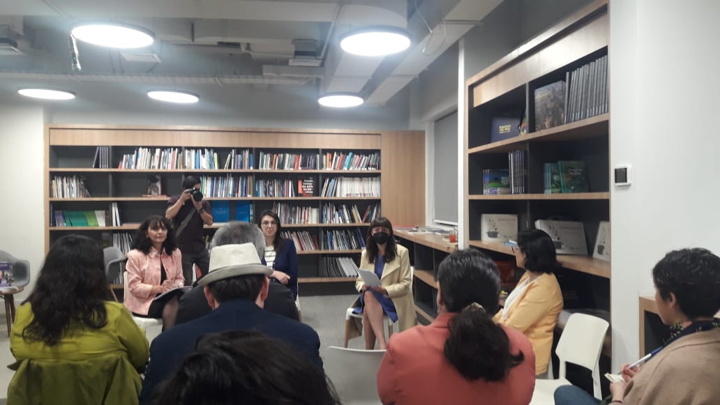 Hoy asistimos al anuncio de Extensión de Becas por Pandemia de <a href="/min_ciencia/">Ministerio de Ciencia</a> <a href="/cgainza/">Carolina Gainza</a> y @AnidInforma 
Cuando las luchas son oídas, caminamos juntos y llegamos más lejos 👏