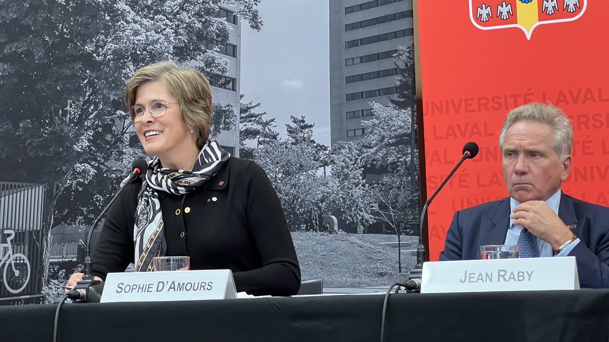 «Cette campagne majeure de financement, dit-elle, est un moment important dans l’histoire de l’Université Laval, puisqu’elle sonne le début d’un projet transformateur pour notre université.» - Sophie D’Amours @ESEIulaval @LaFondationUL. En direct: bit.ly/3NUiazU