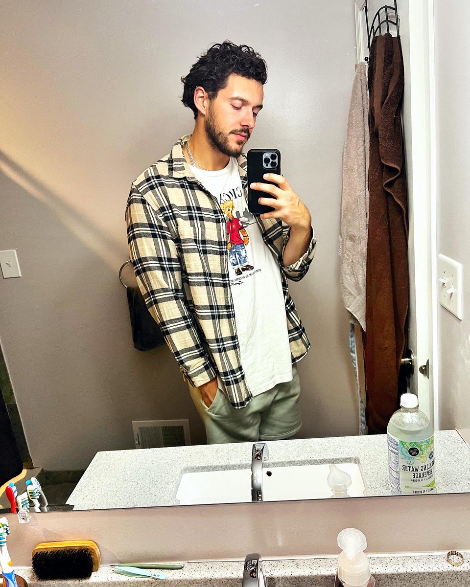TypicalWhiteBoy (@810twbmusic) on Twitter photo 