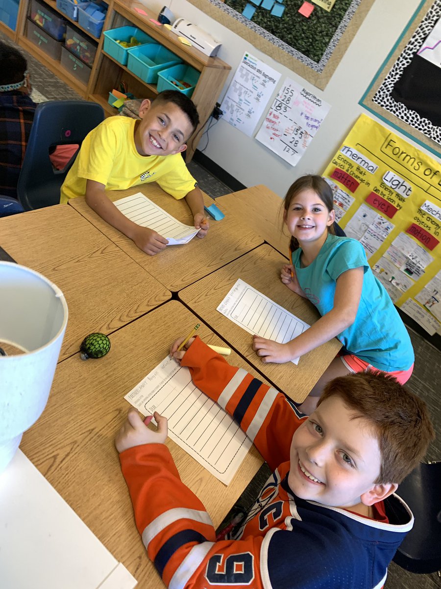 ms_campbelledu's tweet photo. All smiles while planning and creating our own @brainpop! Who knew exploring the forms of energy could be so exciting!! #robertsonUbuntu @Robertson_Elem @WhitneySBriggs @JodiJordan_JJ https://t.co/t1nl3dzrnC
