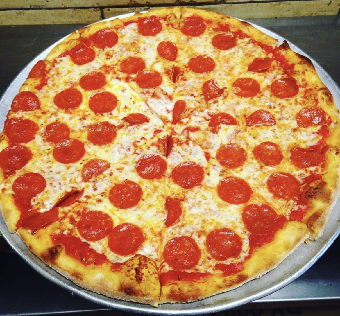 Battle of NY is back tonight. Hopefully we’re given that hard fought, greasy matchup that the rivalry is known for. Who do you have taking round 1? #Sauces #Isles #NYR