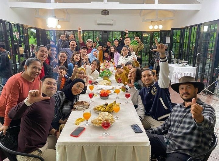 notsofthearted's tweet photo. Love Story The Series signing off. Done 881 episode. Bye KenDy ❤️ https://t.co/h3jL37E3pz