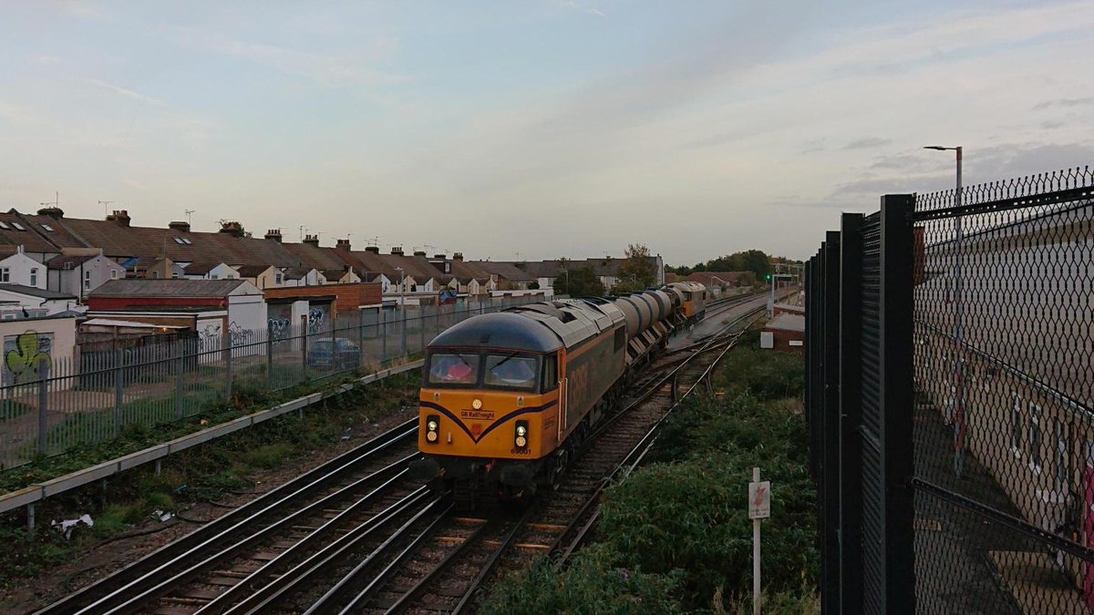 joinrailfans's tweet photo. Autumn is the time to catch the Railhead Treatment Trains, or RHTTs travelling the length and breadth of the network clearing the tracks between services.

We managed to catch this one at Gillingham (Kent) this week, top and tailed by Class 69s: 69001 &amp; 69002.
(📷  Joe Rogers) https://t.co/ancyo2mMBS