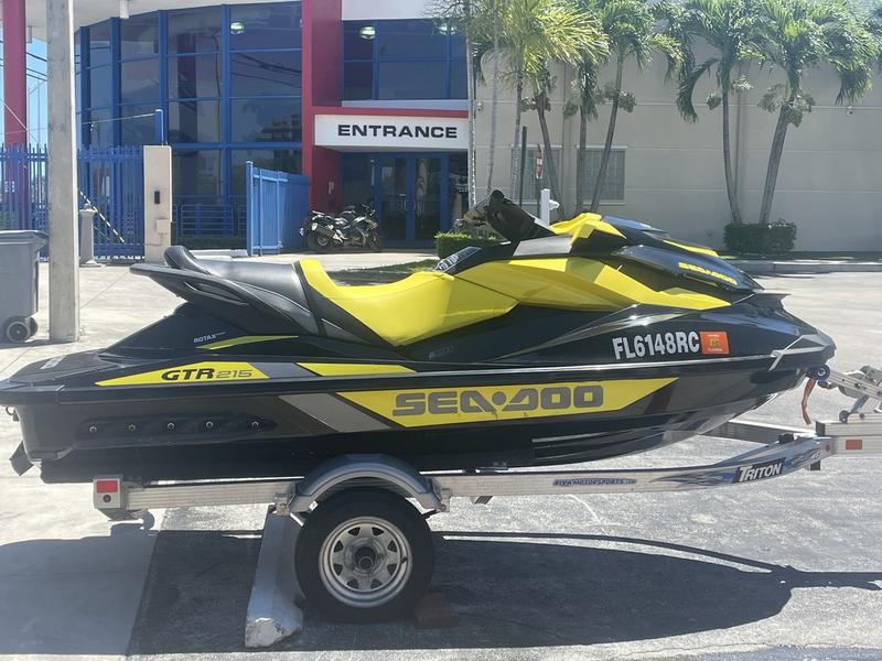 RIVAmotorsports's tweet photo. Hurry into #RIVAmotorsports and save big on this #RIVAcertified #PreOwned 2016 #SeaDoo #GTR215 with only 92 miles! Strong and powerful yet more forgiving, this #watercraft is one of the easiest ways to get into the #musclecraft scene! Stop by today! https://t.co/ULNVKMOB50