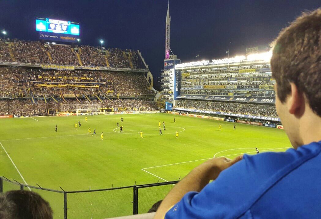 Justodemira's tweet photo. @SANGREXENEIZE Mi primer partido en la boca 🥹. El burrito no le hacia un gol a nadie y esa noche la rompió toda https://t.co/GgWqElSiJd