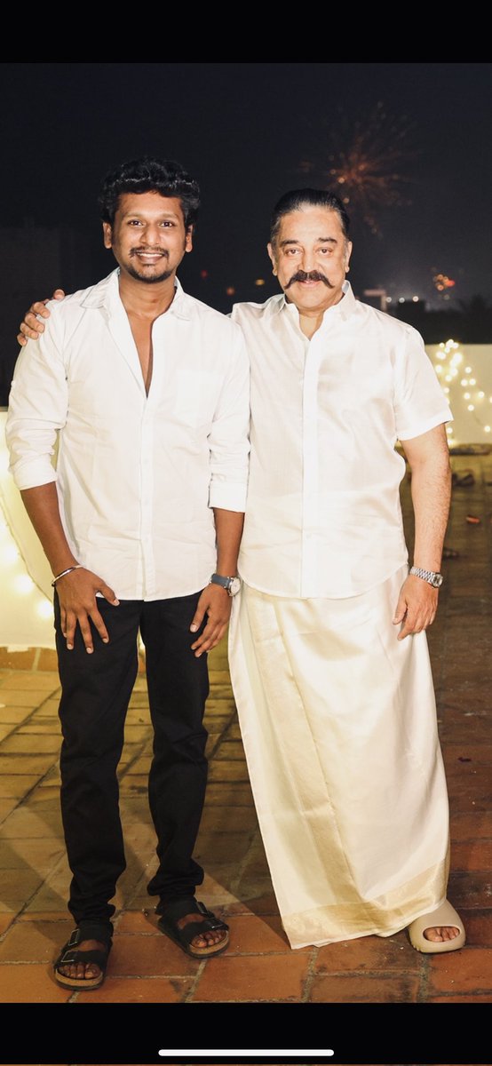 MrRathna's tweet image. Diwali epdi pochu da nu keta intha photo kaamichaan 🥺💥.

Inspiring journey forever. ❤️✨