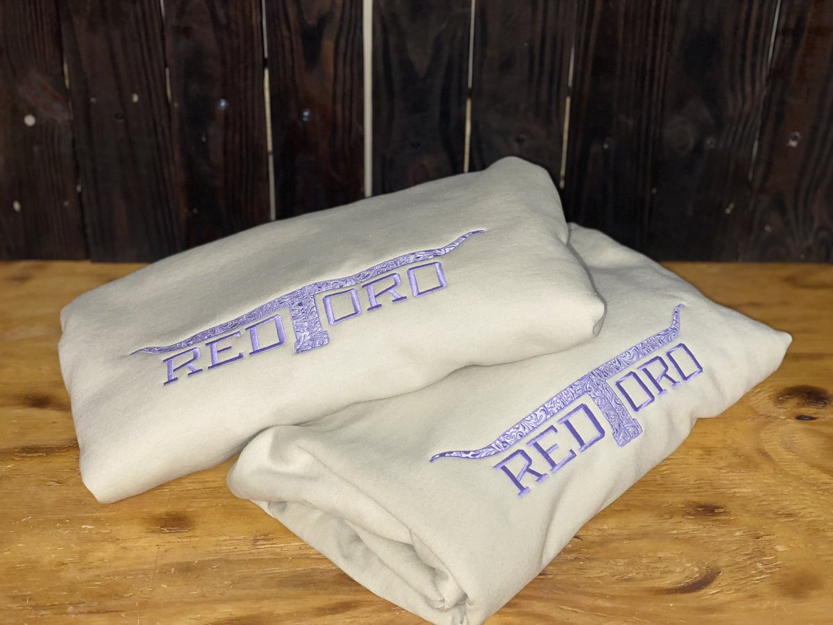 14_benjamin_14's tweet photo. Hmu for the Red Toro Hoodies/crewnecks🔥 https://t.co/CvjeaQG6Nq