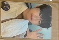 rr54901685's tweet photo. @17jwhd 検索より失礼します。
こちらのジョンウ所持しているのですが💕との交換可能でしょうか？
厳しいと思いますがご検討よろしくお願いします🙇‍♀️ https://t.co/njbXYDpJaU
